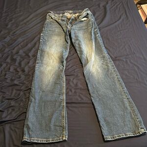 Women’s wrangler retros. Size 5x34